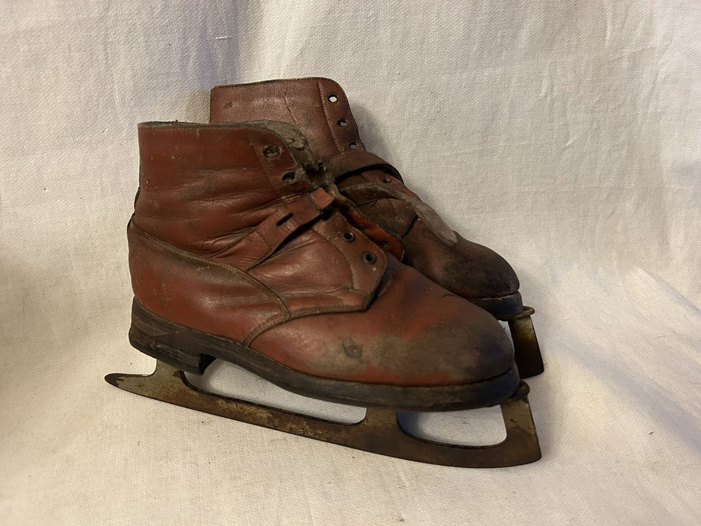 Schaatsen uit de 40er jaren