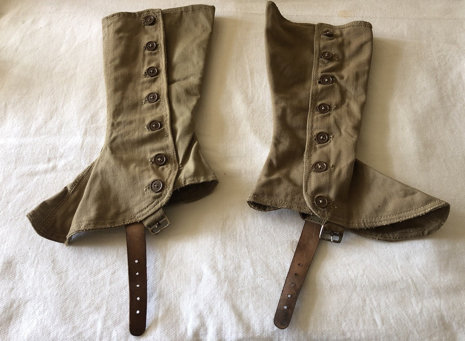 WW2  ATS gaitres 1945