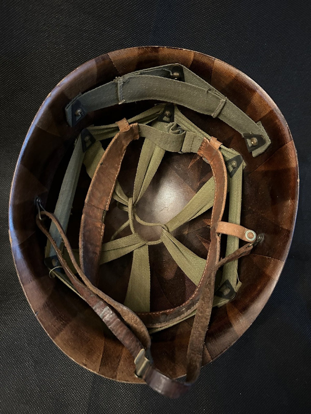 Nederlandse  M1 liner met lederen riempje